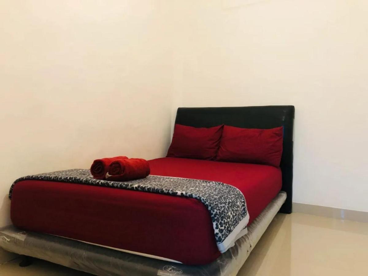 Calliandra Homestay Banyuwangi (East Java) Exterior foto